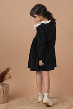 Load image into Gallery viewer, Starry Velvet Dress
