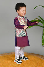 Load image into Gallery viewer, Little kings Kurta Set With Jacket
