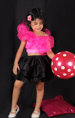 Load image into Gallery viewer, Pink Robin Skirt Set
