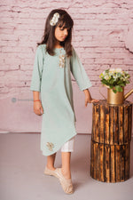 Load image into Gallery viewer, Sea Green Turkish Styled Velvet Suit for Festival
