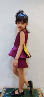 Load image into Gallery viewer, Peplum Plum Dazzle
