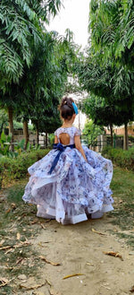Load image into Gallery viewer, Luxury gowns for kids
