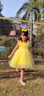 Load image into Gallery viewer, Lime Delight Dress
