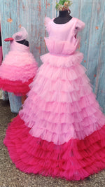 Load image into Gallery viewer, Pink Fantasy Mom Daughter Set
