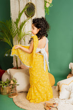 Load image into Gallery viewer, Scent Of Boho Frilly Saree
