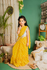 Load image into Gallery viewer, Scent Of Boho Frilly Saree
