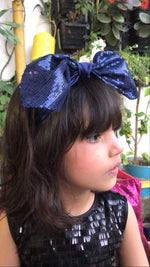 Load image into Gallery viewer, girls head accesory
